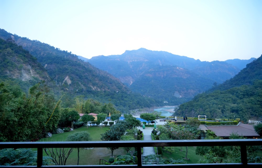 Aloha Apartment by Alka Image's