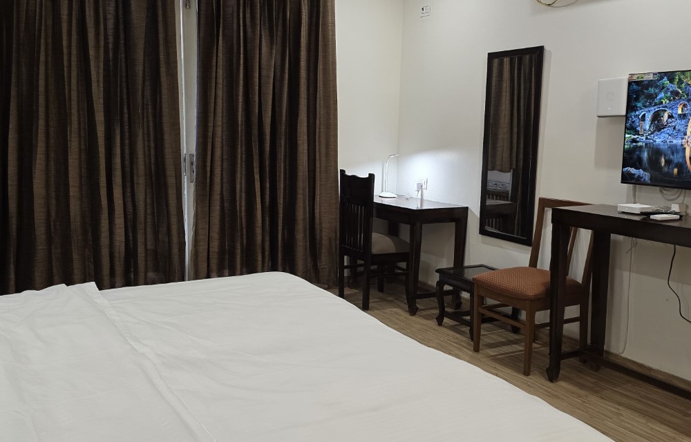 Aloha Apartment by Alka