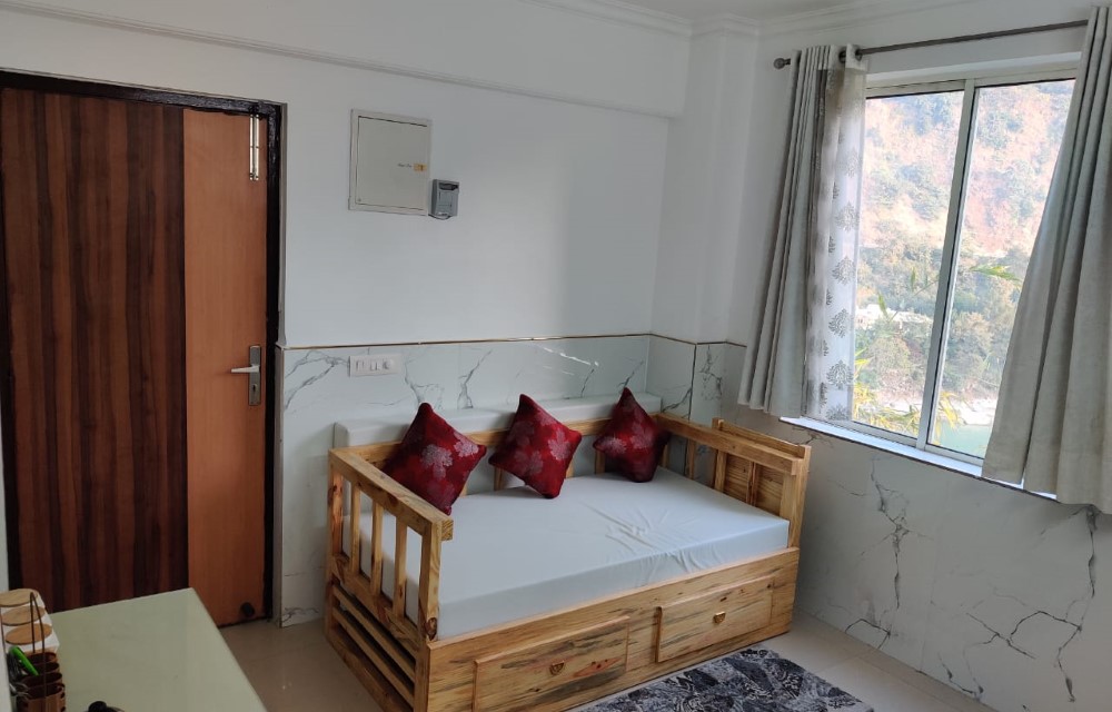 Aloha Apartment by Alka