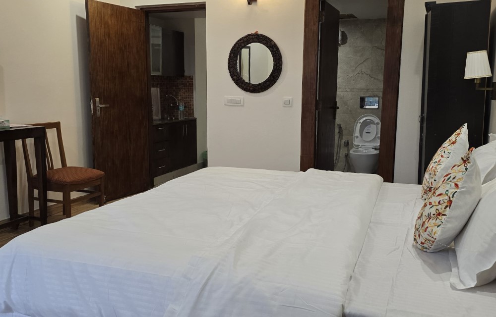 Aloha Apartment by Alka