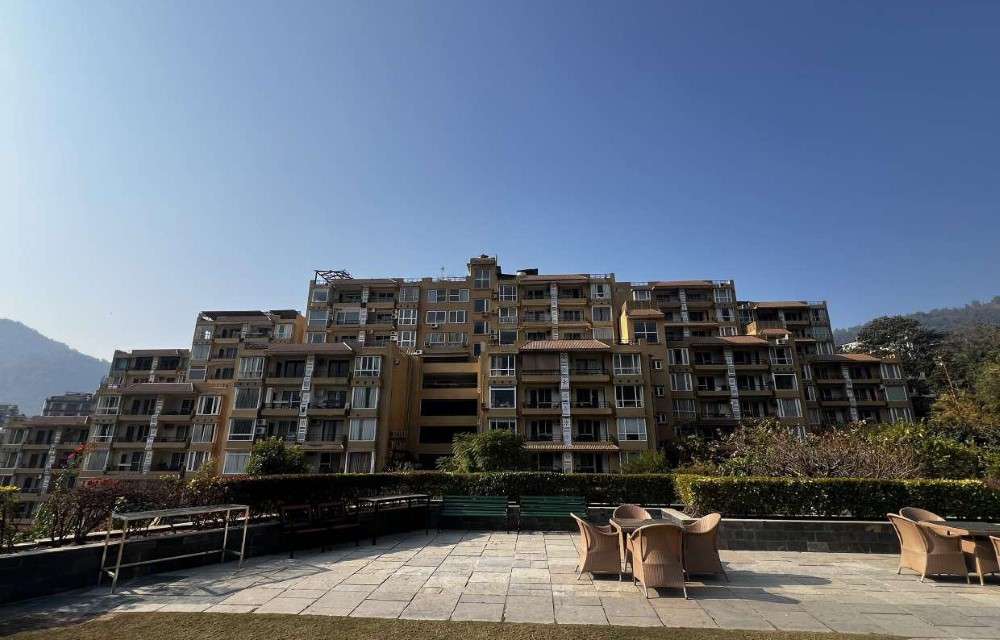 Aloha Apartment by Alka